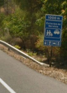 スペイン、高速道路、ガソリンスタンド、標識