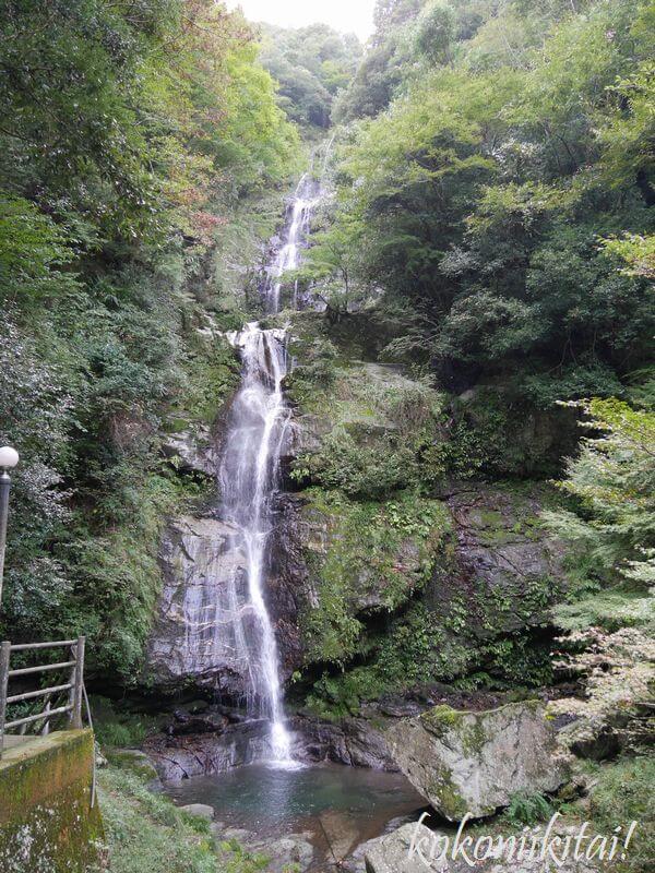 徳島県つるぎ町の鳴滝