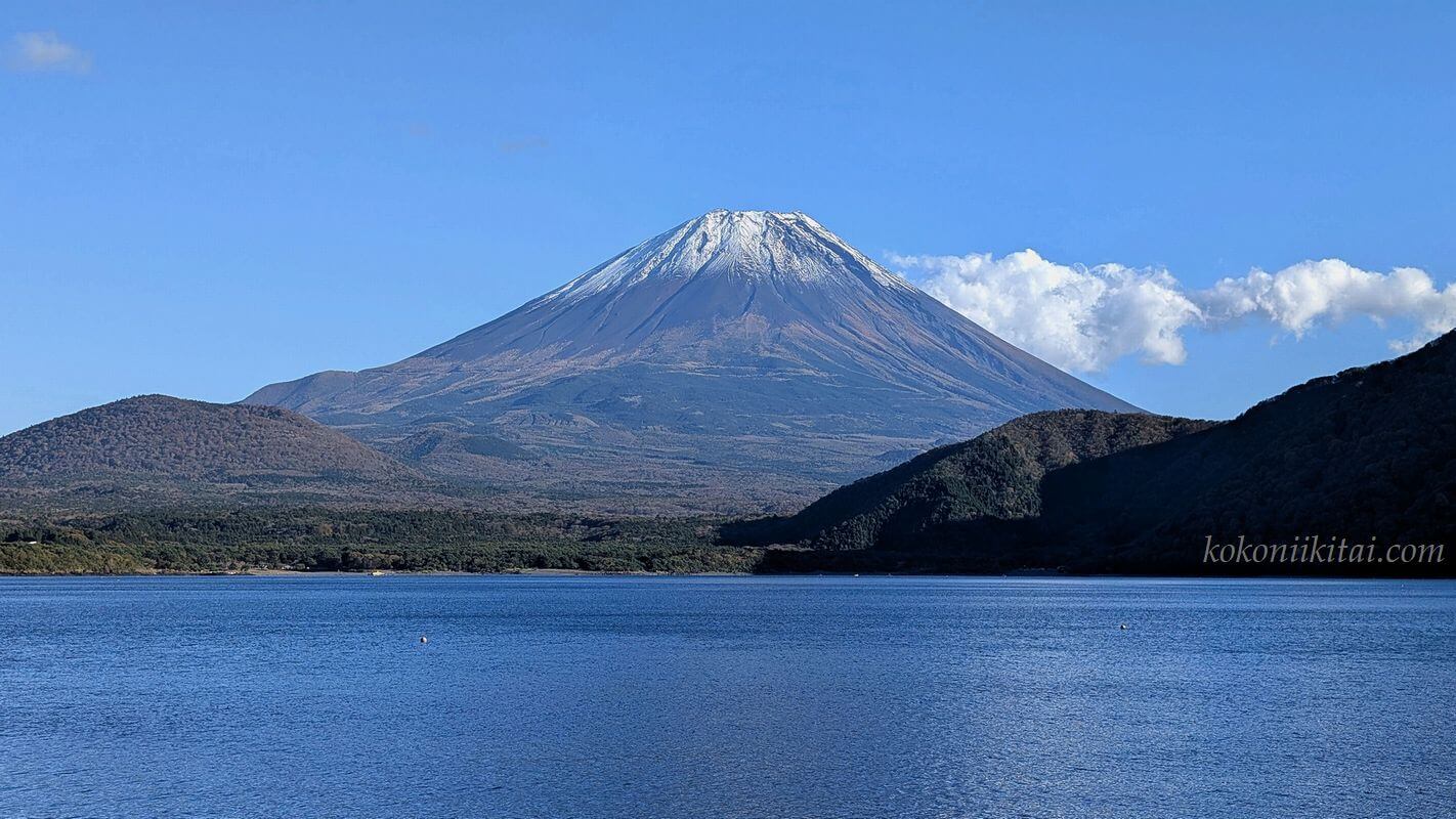 本栖湖　富士山